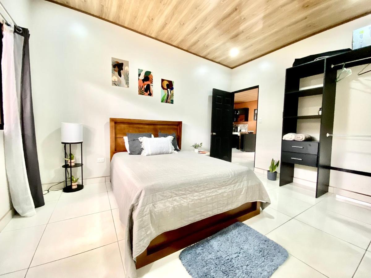 Orange Apartment 5 Min Aeropuerto Juan Santamaria Alajuela Exteriér fotografie